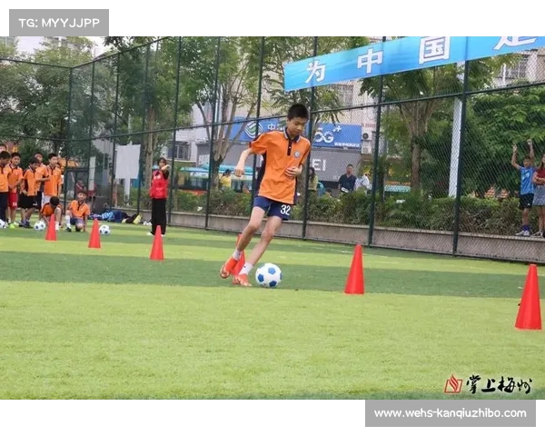 五华县球王杯足球超级联赛揭幕 16镇角逐足球之乡荣耀展风采